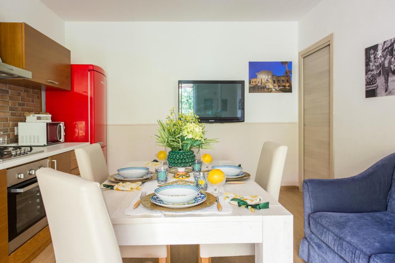 Villa Cinzia-150 Mt From The Beach Mondello Exterior foto