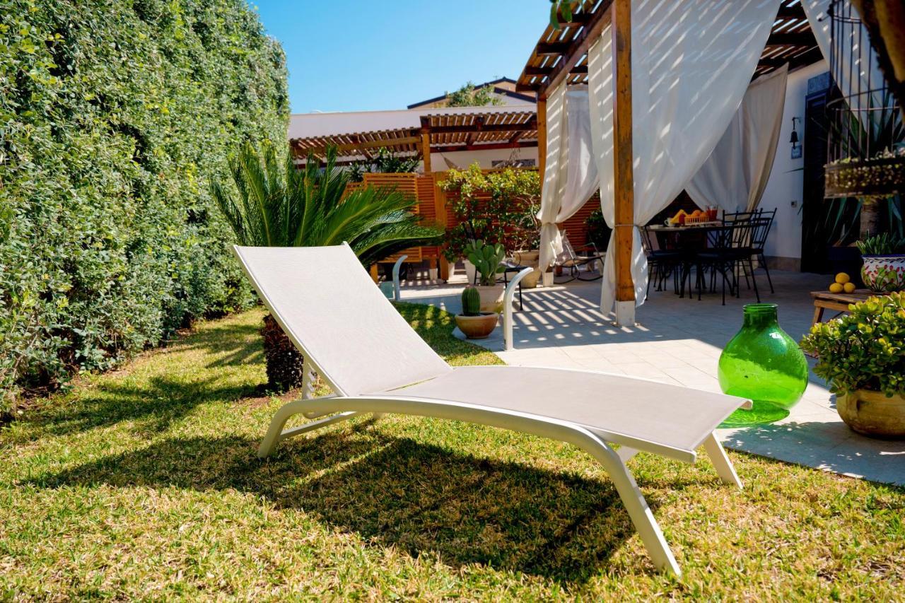 Villa Cinzia-150 Mt From The Beach Mondello Exterior foto